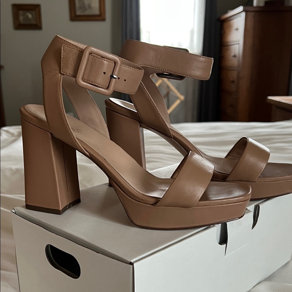 Naturalizer 27 Edit Jaselle sandals